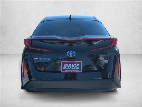 Certified 2021 Toyota Prius Prime XLE image 6