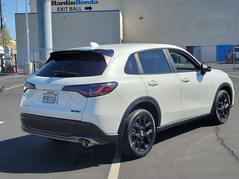 Certified 2023 Honda HR-V Sport image 5
