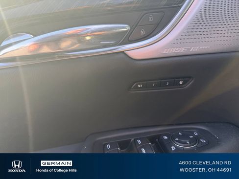 Used 2021 Cadillac XT6 Premium Luxury AWD/4WD image 16