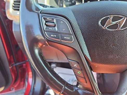 Used 2018 Hyundai Santa Fe Sport image 18