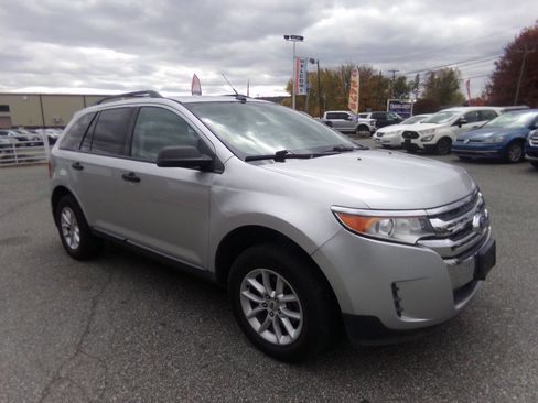 Used 2013 Ford Edge SE image 5