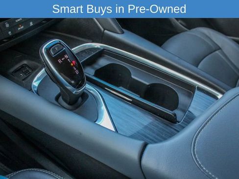 Used 2020 Buick Enclave Essence image 24