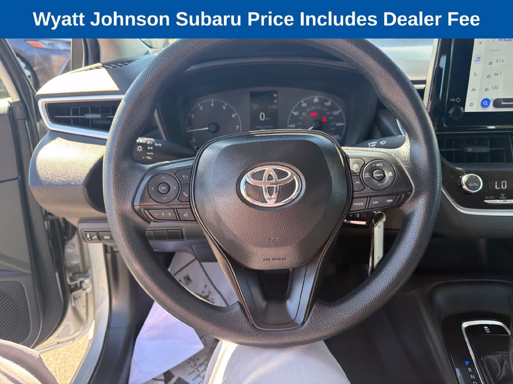 Used 2025 Toyota Corolla LE FWD image 25