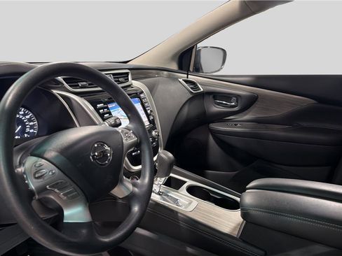 Used 2018 Nissan Murano S image 14