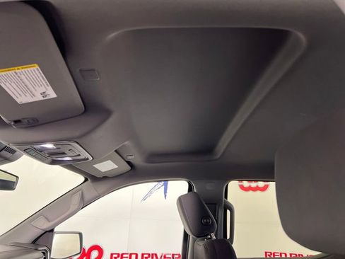 Used 2022 Chevrolet Silverado 1500 RST image 21