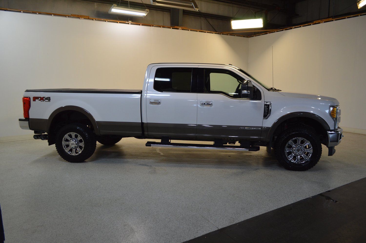 Used 2017 Ford F250 King Ranch w/ Chrome Package AWD/4WD image 2