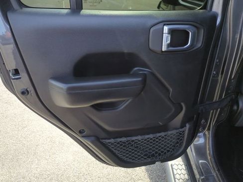 Used 2021 Jeep Wrangler Unlimited Sport AWD/4WD image 25