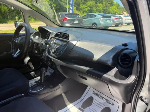 Used 2013 Honda Fit Sport image 16