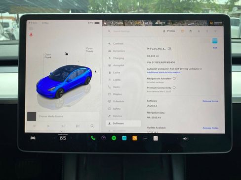 Used 2023 Tesla Model 3 Standard Range RWD image 2
