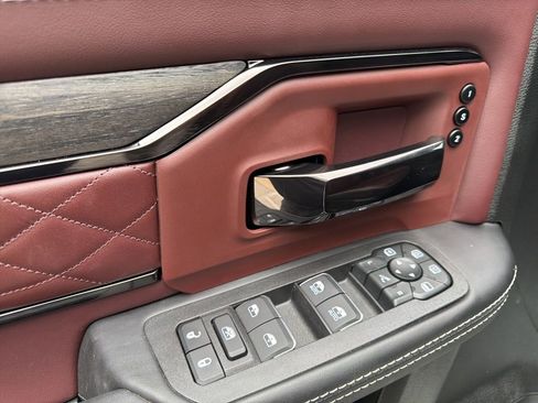 Used 2026 RAM 3500 Limited image 12