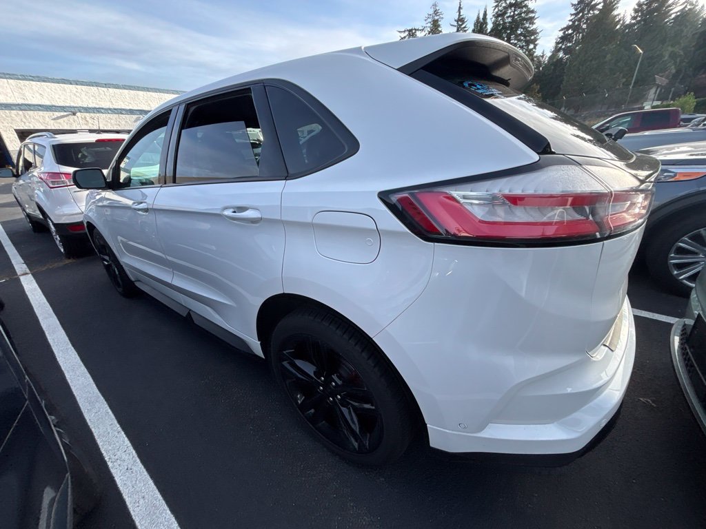 Used 2021 Ford Edge ST w/ Equipment Group 401A AWD/4WD image 4