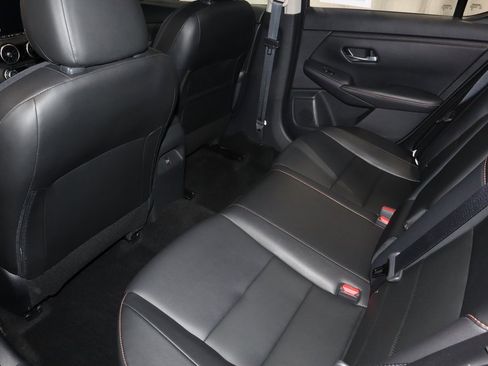 Certified 2023 Nissan Sentra SR w/ SR Premium Package image 21