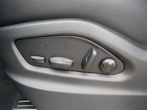 New 2026 Porsche Cayenne image 12