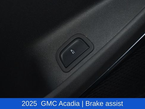 Used 2025 GMC Acadia Elevation w/ Elevation Premium Package FWD image 24