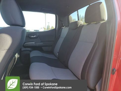 Used 2023 Toyota Tacoma TRD Off-Road w/ Technology Package image 11