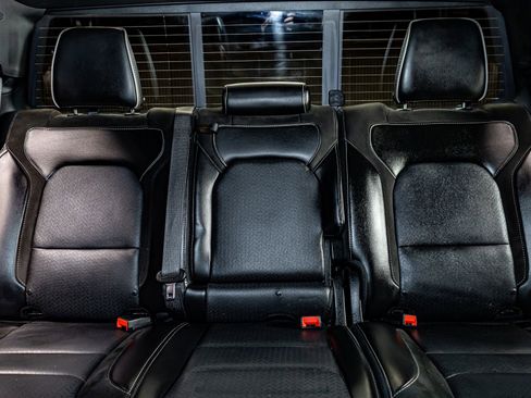 Used 2019 RAM 1500 Laramie image 26