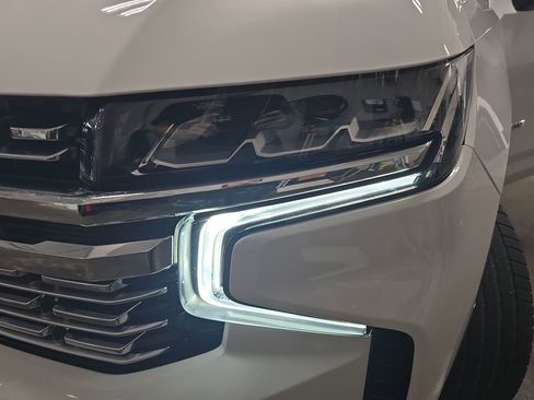 Used 2023 Chevrolet Tahoe Premier w/ Advanced Technology Package image 34