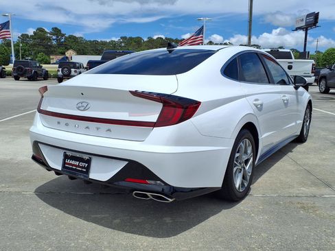 Used 2023 Hyundai Sonata SEL FWD image 4