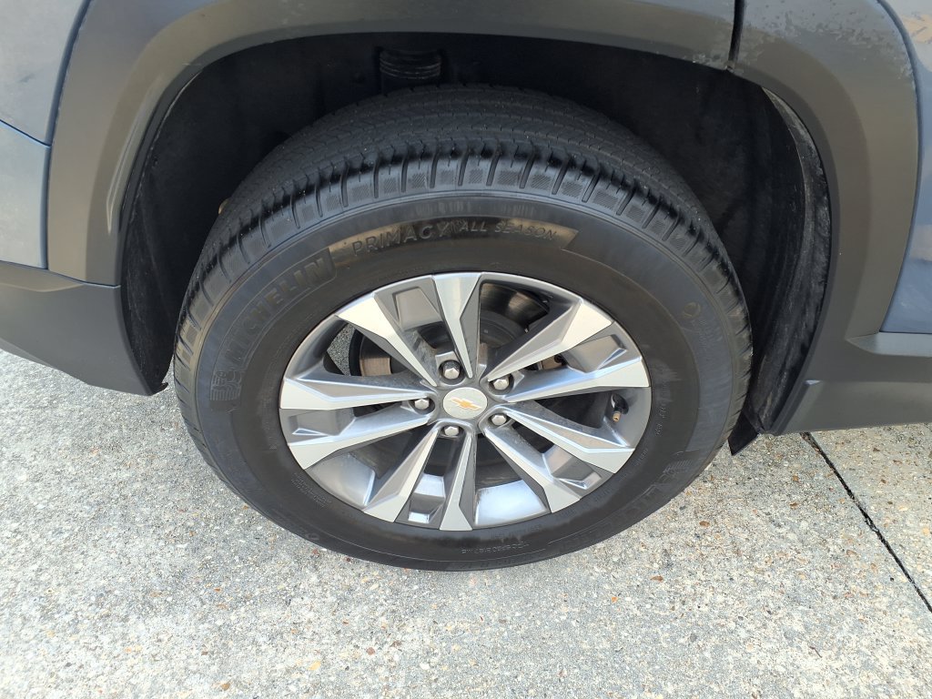 Used 2025 Chevrolet Equinox LT w/ Convenience Package II AWD/4WD image 5
