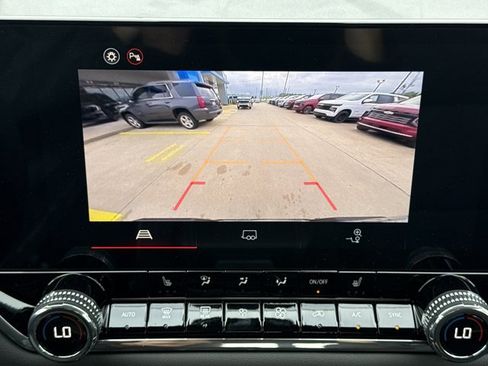 New 2026 GMC Canyon Elevation w/ Convenience Package image 9