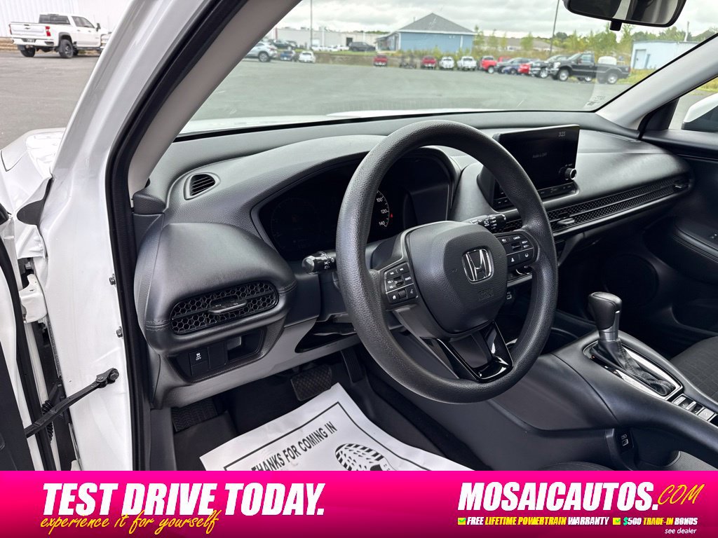 Used 2023 Honda HR-V LX image 21
