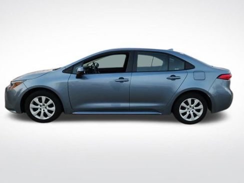 Used 2024 Toyota Corolla LE image 5