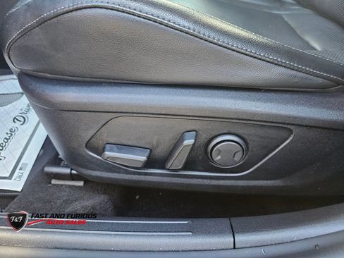 Used 2023 Hyundai Elantra Limited FWD image 30
