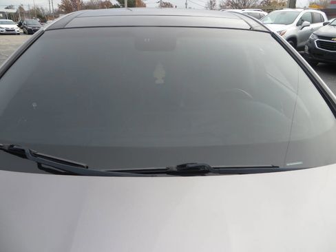 Used 2016 Kia K900 Luxury image 34