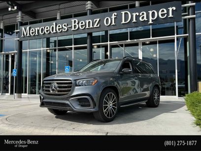 New 2026 Mercedes-Benz GLS 450 4MATIC