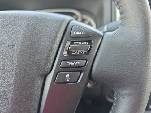 Used 2025 Nissan Frontier SV w/ SV Convenience Package RWD image 20
