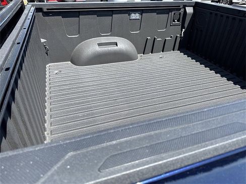 Used 2023 Toyota Tundra Limited image 23