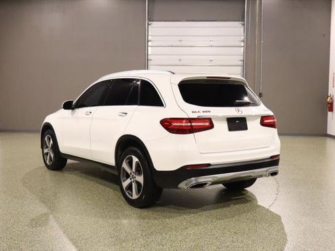 Used 2019 Mercedes-Benz GLC 300 4MATIC image 7