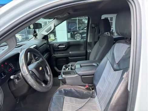 Used 2022 Chevrolet Silverado 1500 Custom AWD/4WD image 7