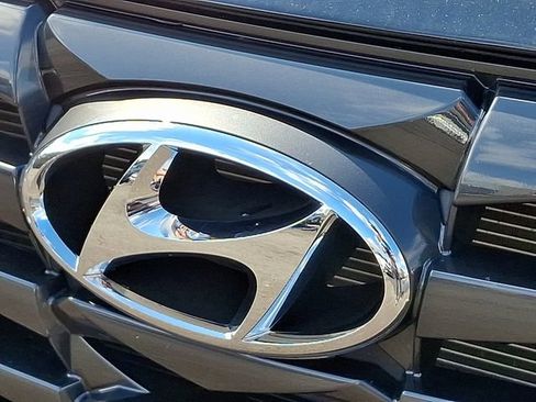Used 2024 Hyundai Tucson SE AWD/4WD image 4