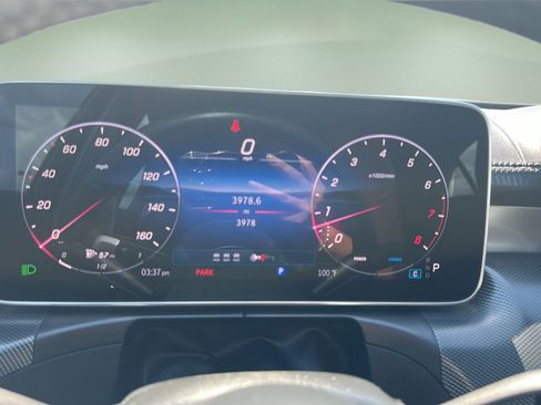 Used 2025 Mercedes-Benz C 300 Sedan image 14