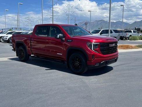Used 2024 GMC Sierra 1500 Elevation w/ Elevation Premium Package AWD/4WD image 11