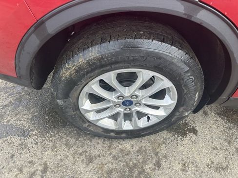 Used 2022 Ford Escape SE w/ Cold Weather Package image 20