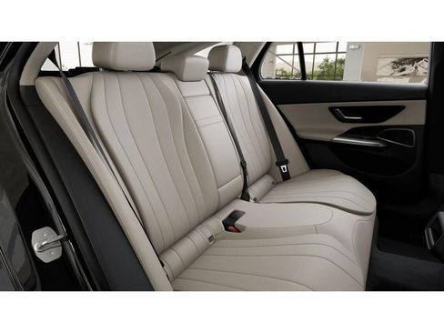 New 2026 Mercedes-Benz E 450 4MATIC All-Terrain Wagon image 5