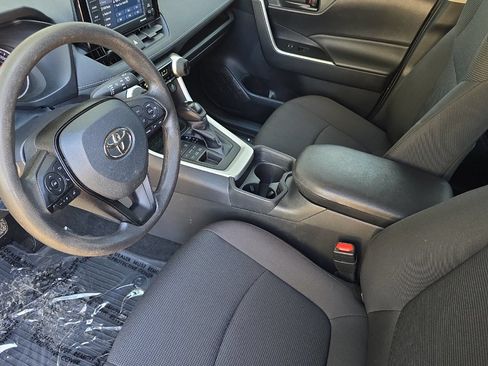 Used 2020 Toyota RAV4 LE w/ All Weather Liner Package AWD/4WD image 7