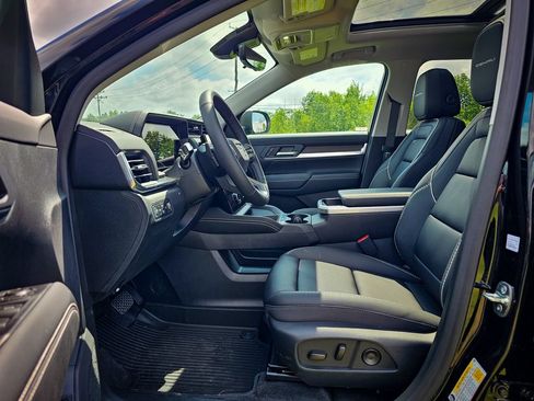 New 2026 GMC Terrain Denali w/ LPO, Floor Liner Package AWD/4WD image 13