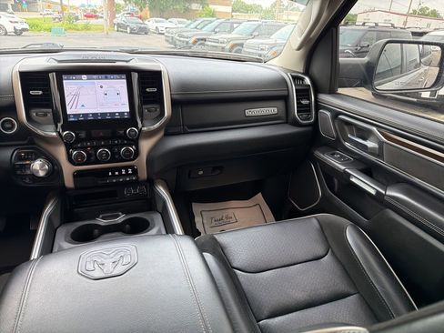 Used 2022 RAM 1500 Laramie AWD/4WD image 21