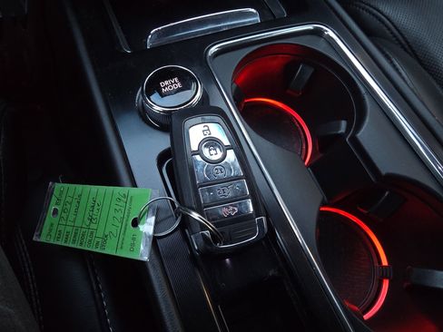 Used 2021 Lincoln Corsair Reserve w/ Equipment Group 201A image 37