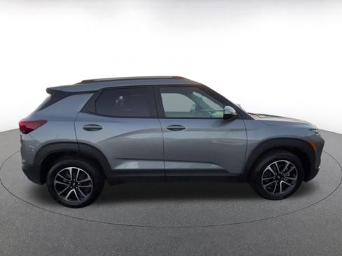 Used 2025 Chevrolet TrailBlazer LT image 16