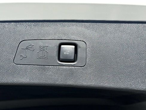 New 2026 Lincoln Corsair Premiere image 12