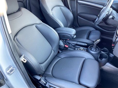 Used 2023 MINI Cooper S image 29