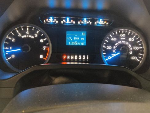 Used 2017 Ford F150 XLT image 23