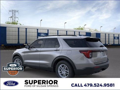 New 2026 Ford Explorer Active RWD image 4