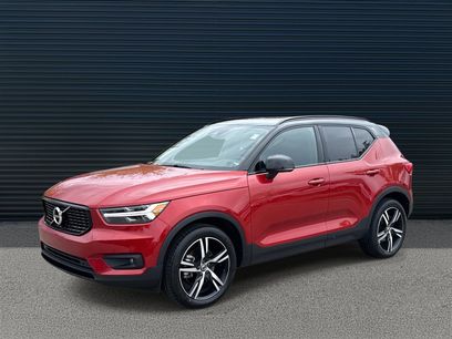 Used 2020 Volvo XC40 T5 R-Design w/ Protection Package Premier