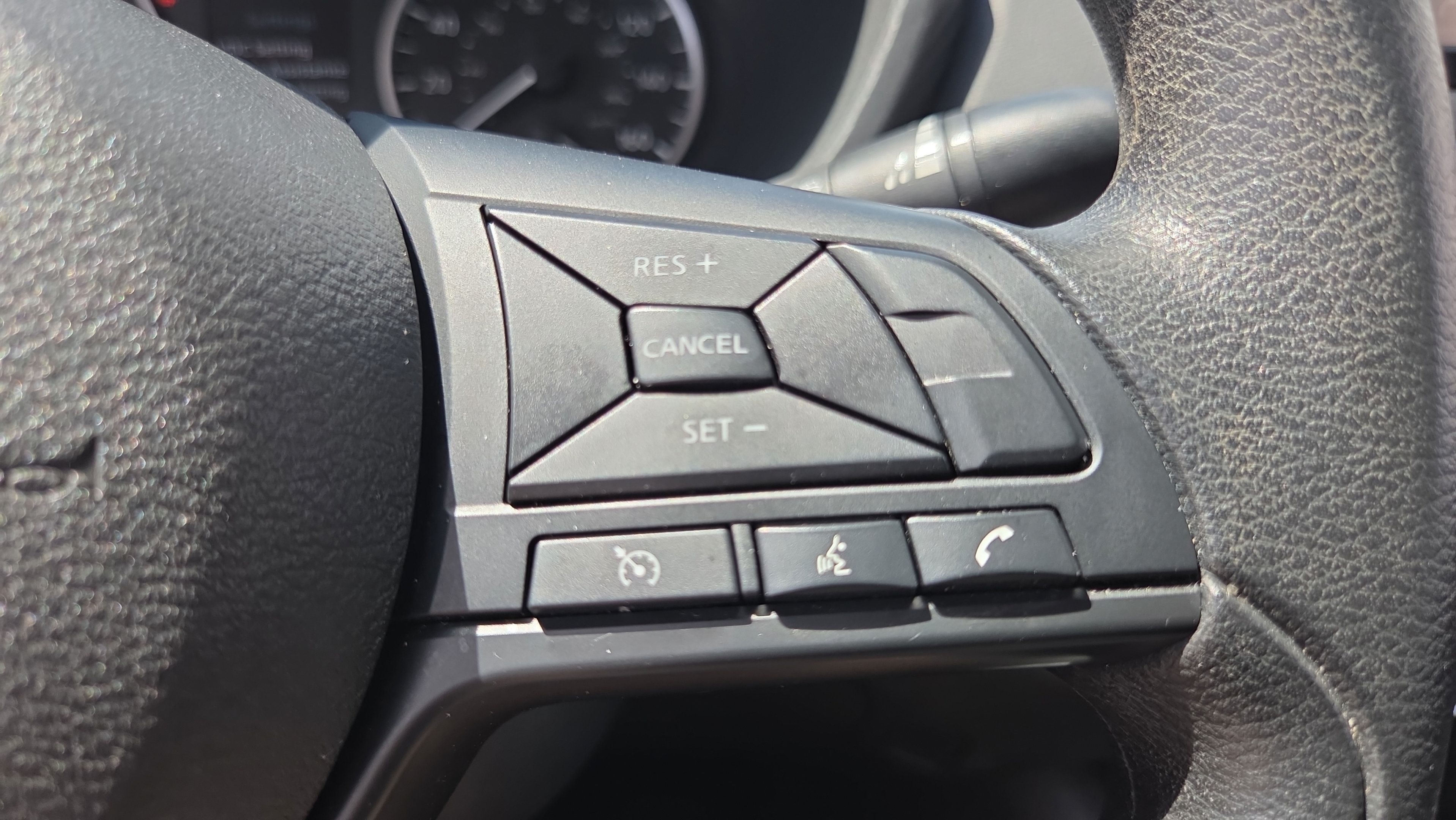 Used 2025 Nissan Sentra S FWD image 25