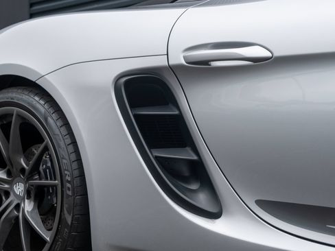 Certified 2020 Porsche 718 Boxster RWD image 20
